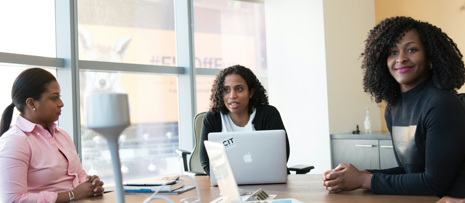 Atelier de travail entre consultantes et clientes